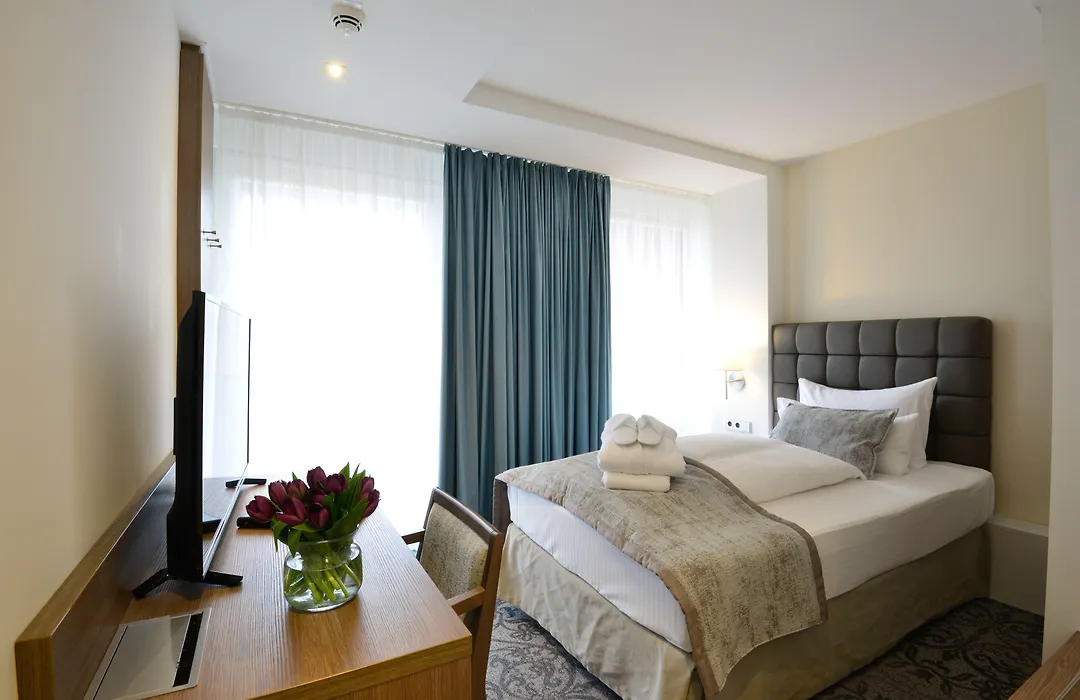 Parkhotel Residenz-1